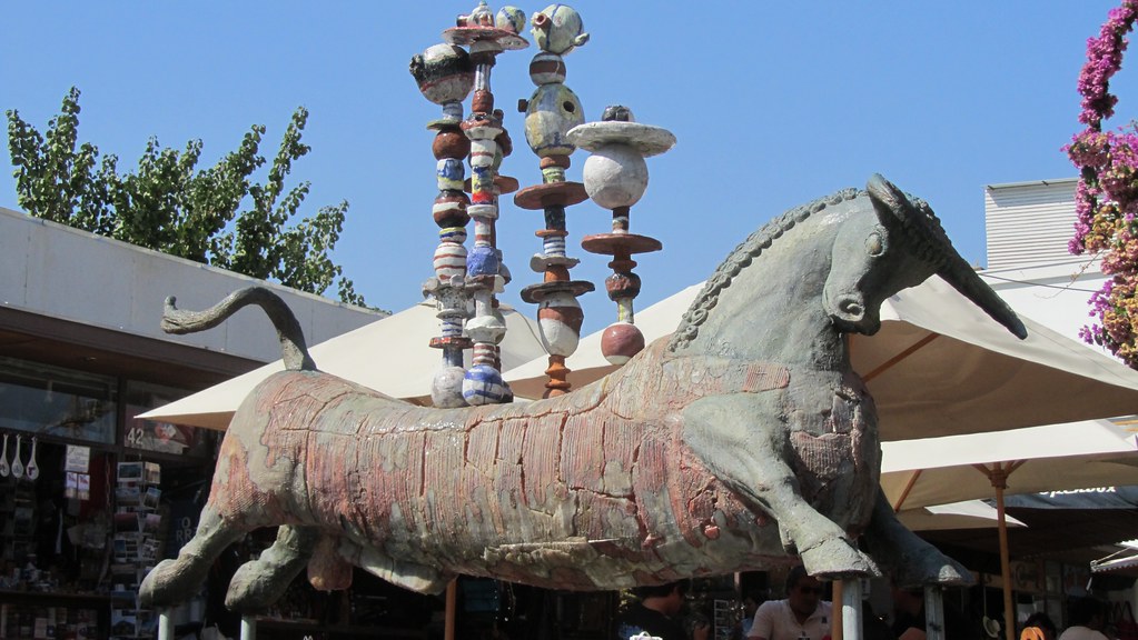 Bull under a china shop